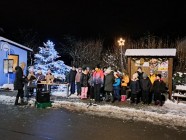 Rozsvěcení vánočních stromečků