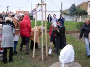 PRVOREPUBLIKOVÁ OSLAVA 100. VÝROČÍ  VZNIKU ČSR v PERÁLCI - výsadba lípy