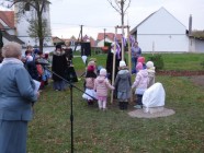 PRVOREPUBLIKOVÁ OSLAVA 100. VÝROČÍ  VZNIKU ČSR v PERÁLCI - výsadba lípy